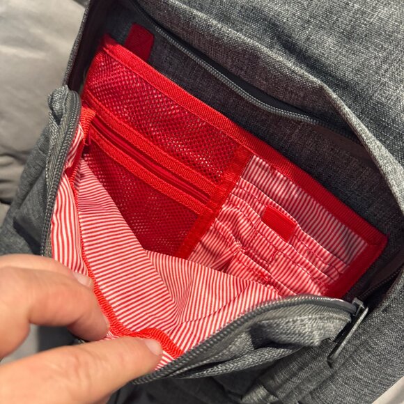 Herschel Pop Quiz Backpack 22L Raven Crosshatch Gray - Picture 12 of 14